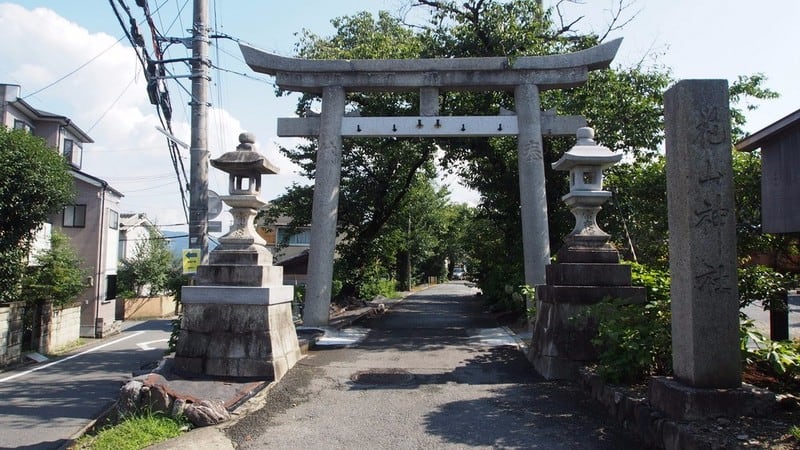 山科区・花山稲荷神社（かざんいなりじんじゃ） 大石内蔵助必勝祈願の社